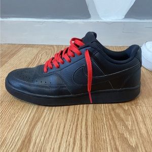 Nike, men’s size 8